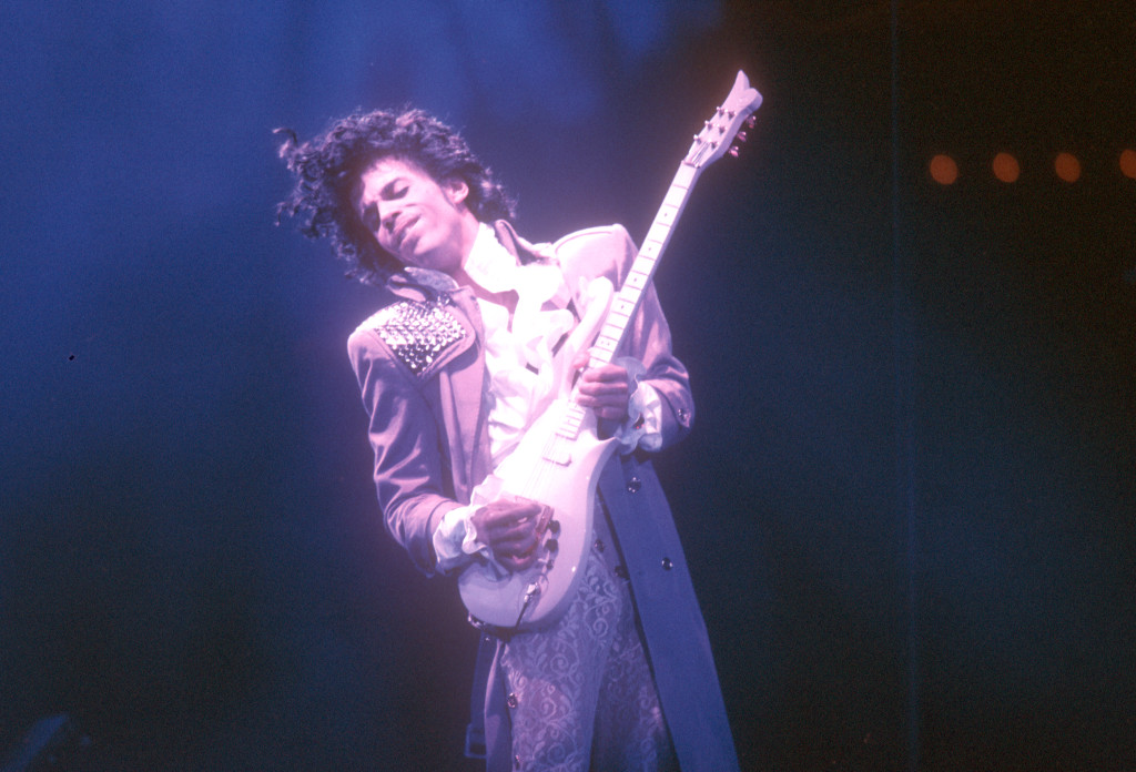 Prince al Fabulous Forum di Inglewood (California), nel 9185.